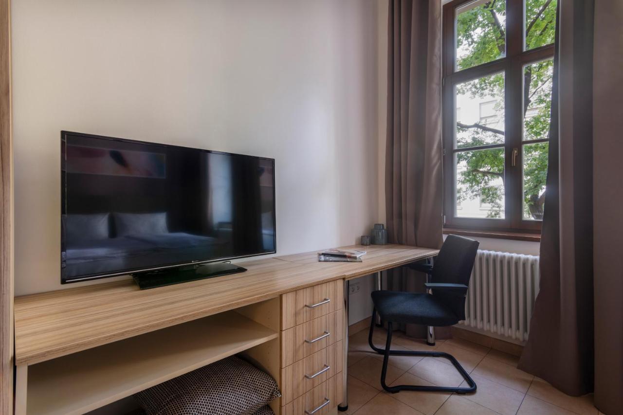 Bohemian Dreams Apartments And Suites By Dwellfort Prague Luaran gambar