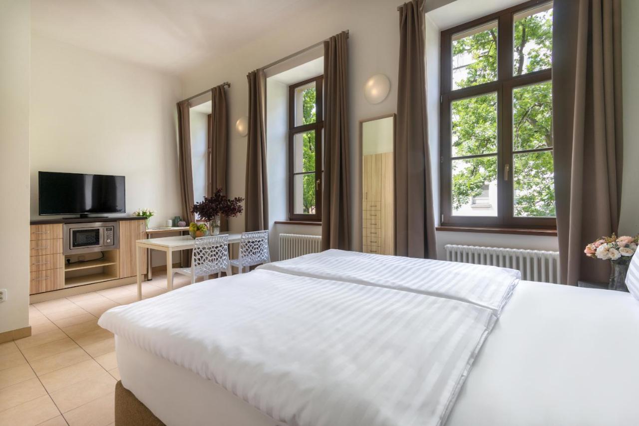 Bohemian Dreams Apartments And Suites Prague Luaran gambar