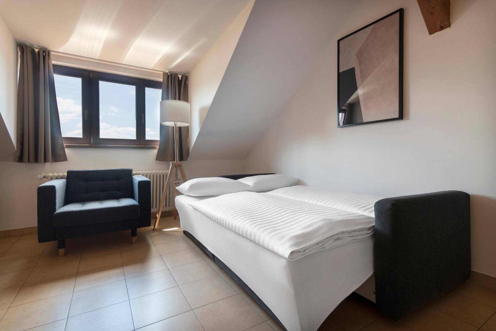 Bohemian Dreams Apartments And Suites By Dwellfort Prague Bilik gambar